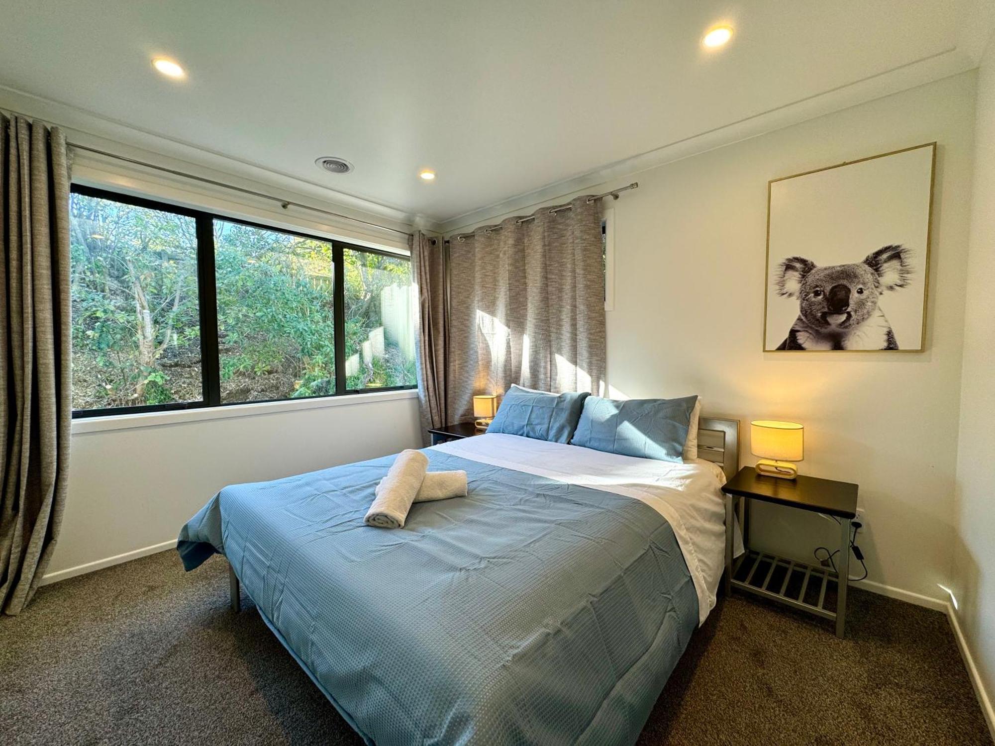 No Party Allowed, Entire Brand New 3 Bedroom Townhouse, Free Unlimited Fibre Wifi And Free Parking Wellington Esterno foto